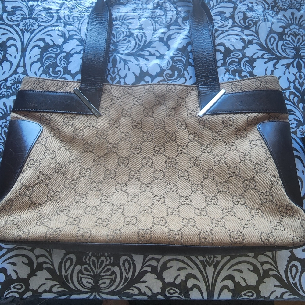 Gucci purse